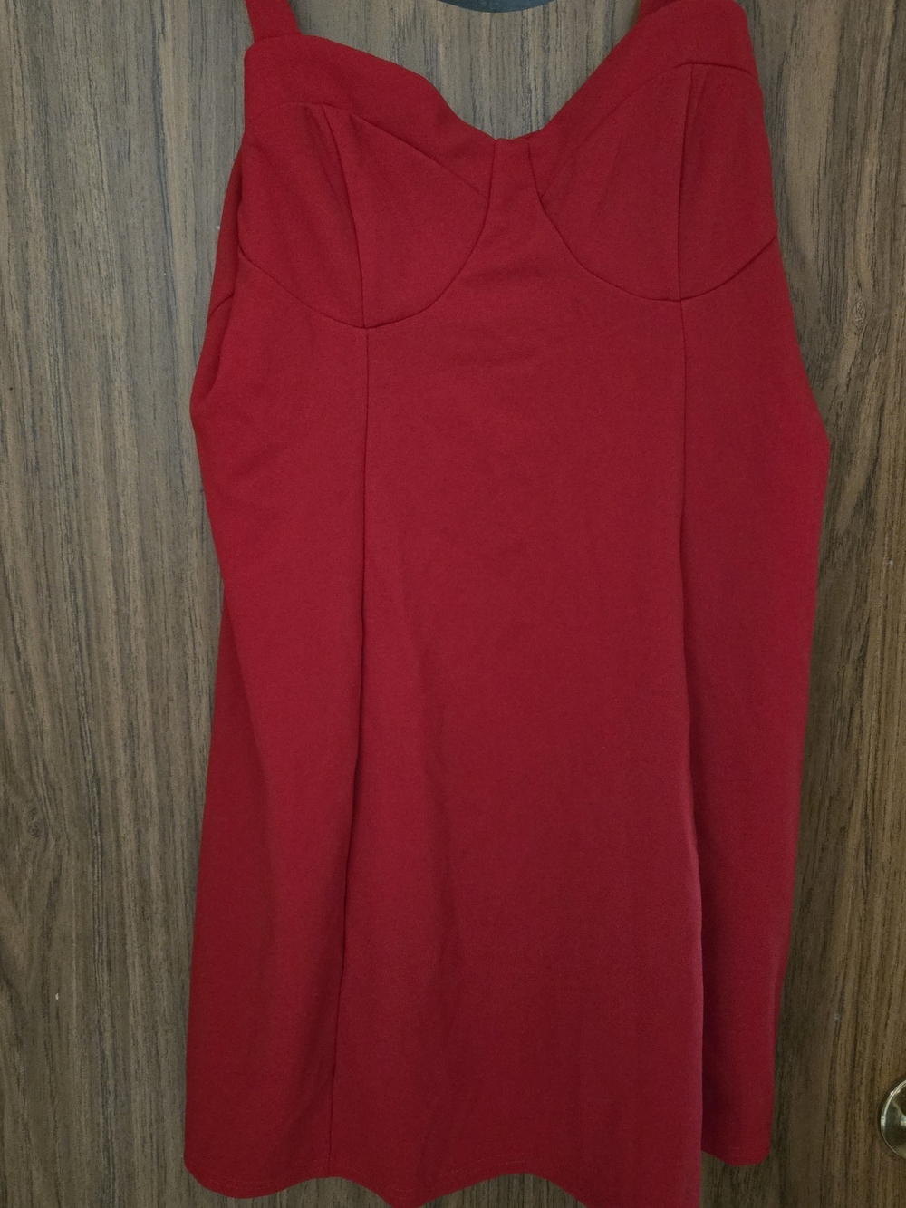 Red Sleeveless Sweetheart Dress